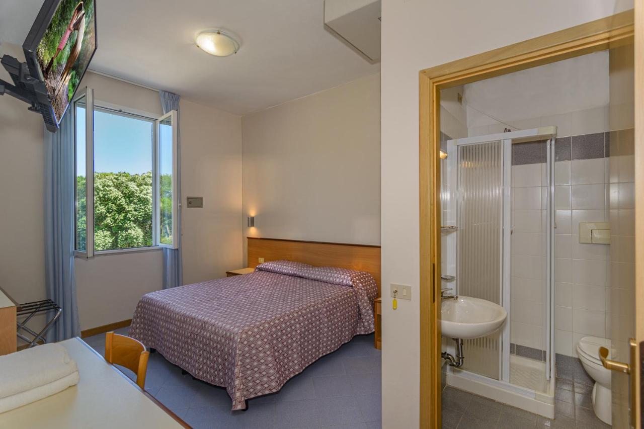Hotel Sogno Viareggio Ngoại thất bức ảnh
