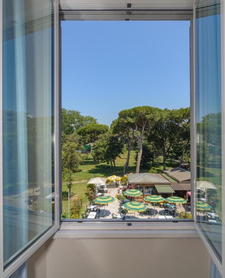 Hotel Sogno Viareggio Ngoại thất bức ảnh