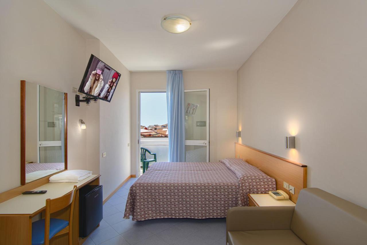 Hotel Sogno Viareggio Ngoại thất bức ảnh