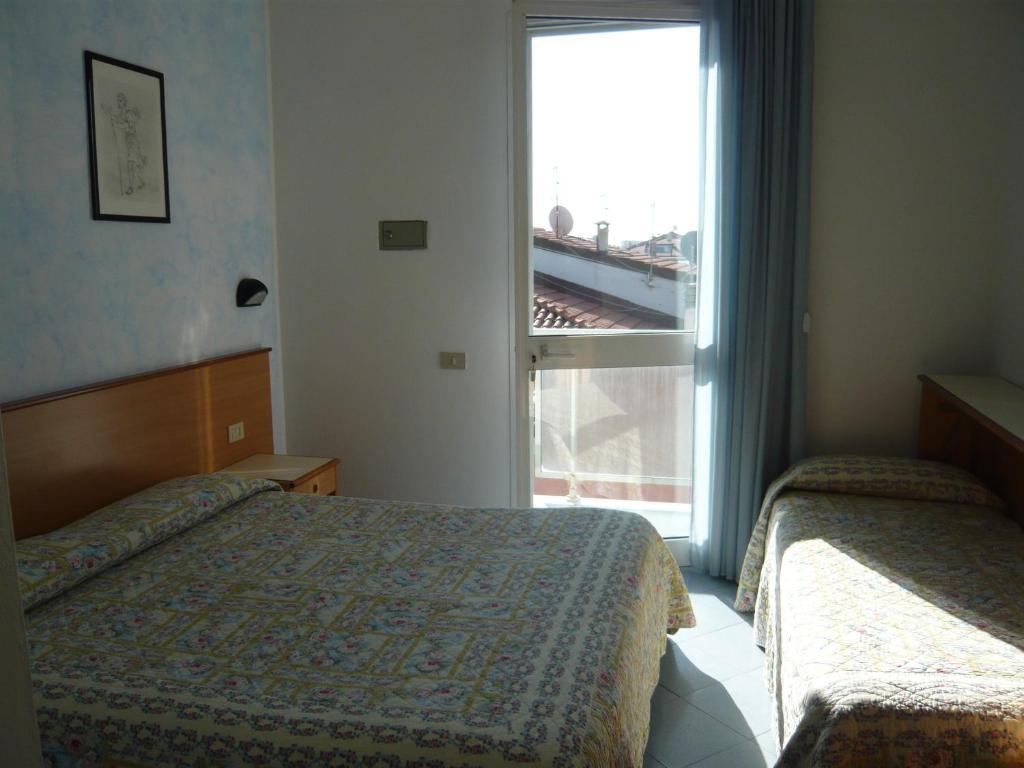 Hotel Sogno Viareggio Phòng bức ảnh